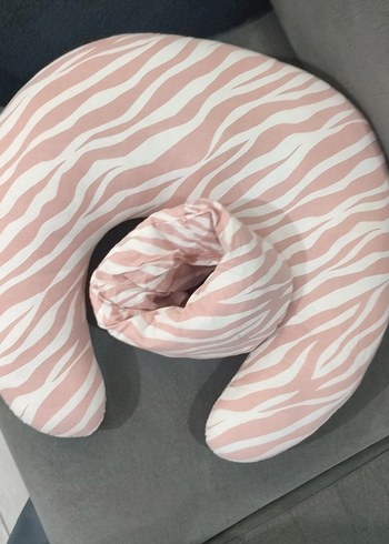 Pembe Zebra Desenli Emzirme ve Hamilelik Yastığı - Görsel 3