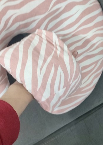 Pembe Zebra Desenli Emzirme ve Hamilelik Yastığı - Görsel 2