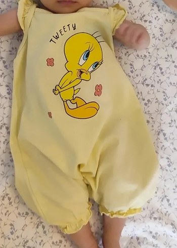 Beyaz Kabartmalı Baskılı Bebek Kız Tulumu - Görsel 4