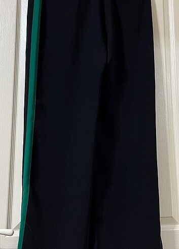 Siyah renk dökümlü kumaş bayan pantolon - Görsel 14