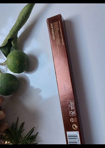 Hourglass Vanish seamless concealer brush - Görsel 5