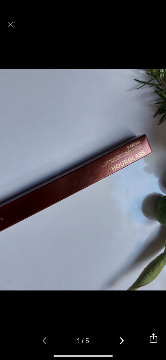 Hourglass Vanish seamless concealer brush - Görsel 3