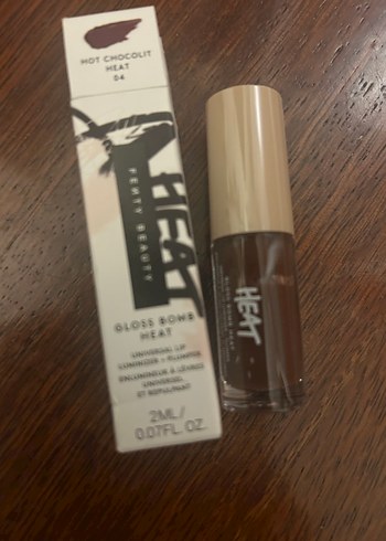 Fenty Beauty gloss bomb heat hot chocolit deluxe boy 2 ml - Görsel 4