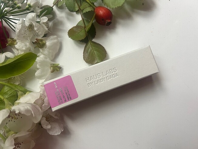 Beden Renk Haus labs colorfuse glassy blush balm glassy lilac