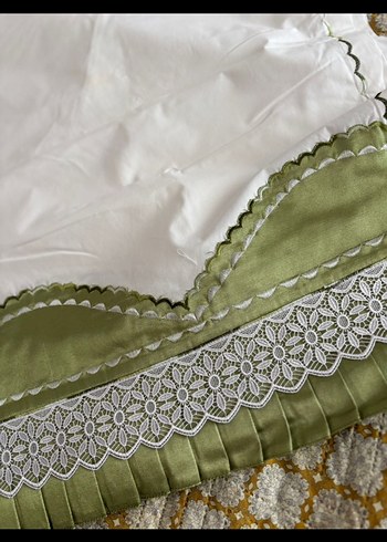 Nakışlı Beyaz Nevresim ve Çarşaf Seti - Görsel 2