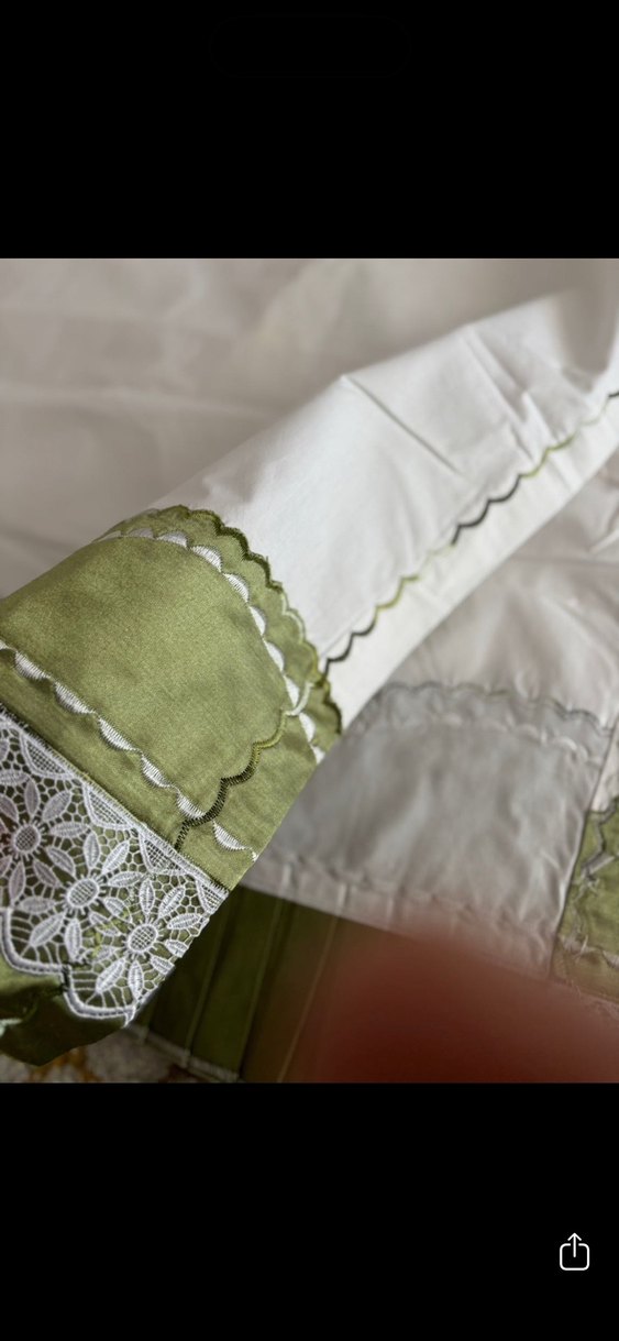 Nakışlı Beyaz Nevresim ve Çarşaf Seti - Görsel 3