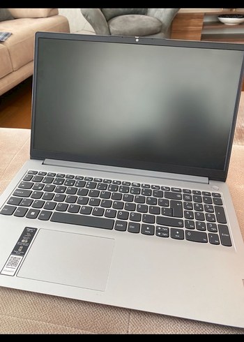 Lenovo Laptop - Görsel 2
