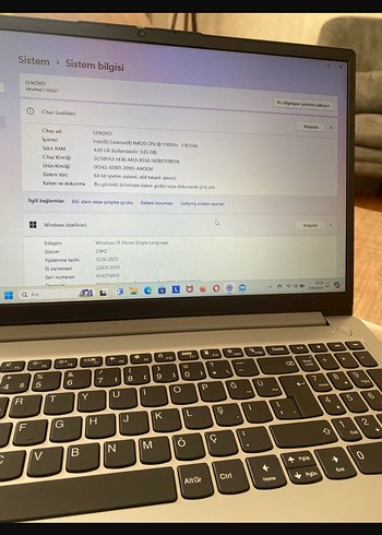 Lenovo Laptop - Görsel 3