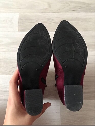 38 Beden Bordo bot