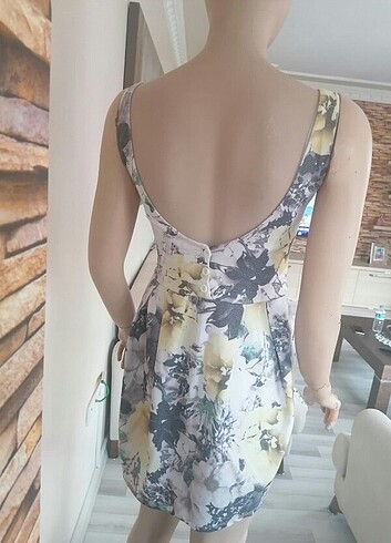 s Beden çeşitli Renk Sırt dekolteli askılı geniş etekli elbise