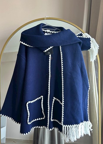 Zara Nakışlı Mavi Bohem Kadın Panço