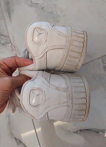 38 Beden beyaz Renk Puma 