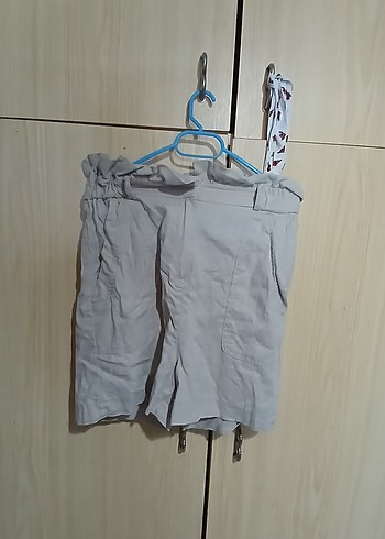 Kemerli Bej Keten Mini şort