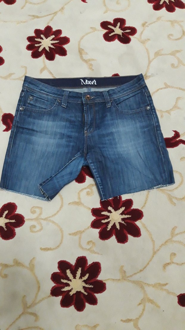 Kadın Mavi Batik Desenli Mini Denim Şort - Görsel 4