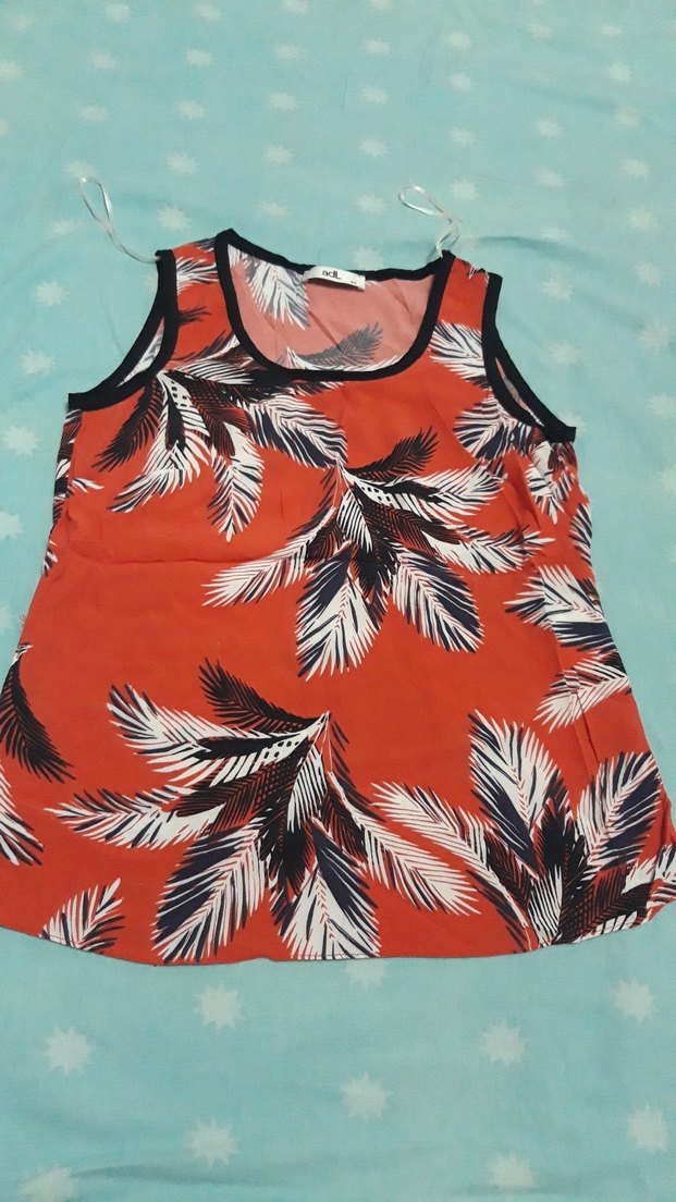 Turuncu Yaprak Desenli Kolsuz Mini Bluz - Görsel 3