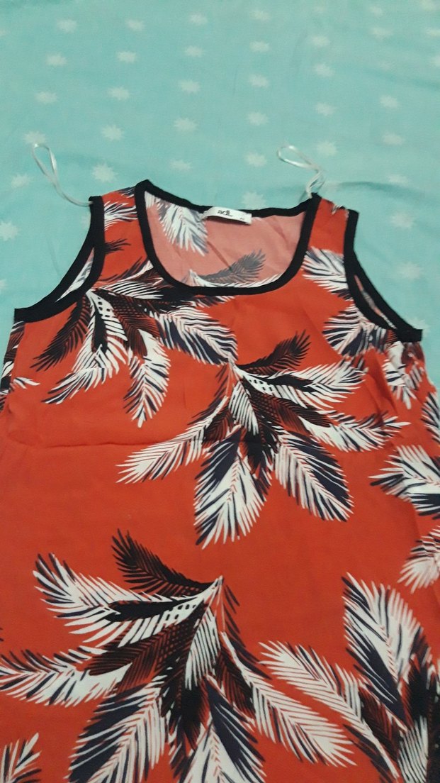 Turuncu Yaprak Desenli Kolsuz Mini Bluz - Görsel 2