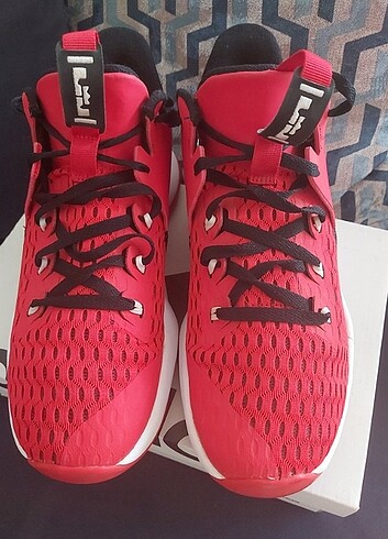 Nike Lebron kırmızı witness V basketbol ayakkabısı  - Görsel 11