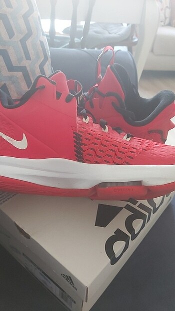 Nike Lebron kırmızı witness V basketbol ayakkabısı  - Görsel 19