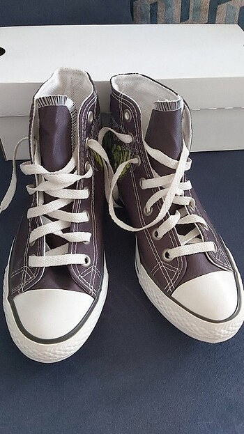 Converse 38