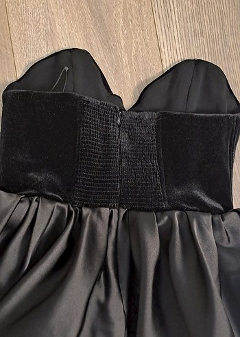 Siyah Straplez Fırfırlı Gotik Bustiyer - Görsel 8