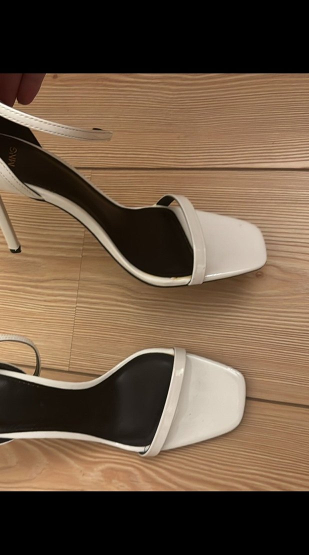 Beyaz Klasik İnce Topuklu Kadın Sandalet - Görsel 5