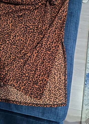 s Beden çeşitli Renk Bershka marka leopar elbise