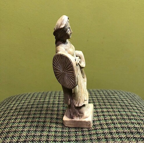 Mermer El Yapımı Savaşçı Kadın Biblo - Görsel 4