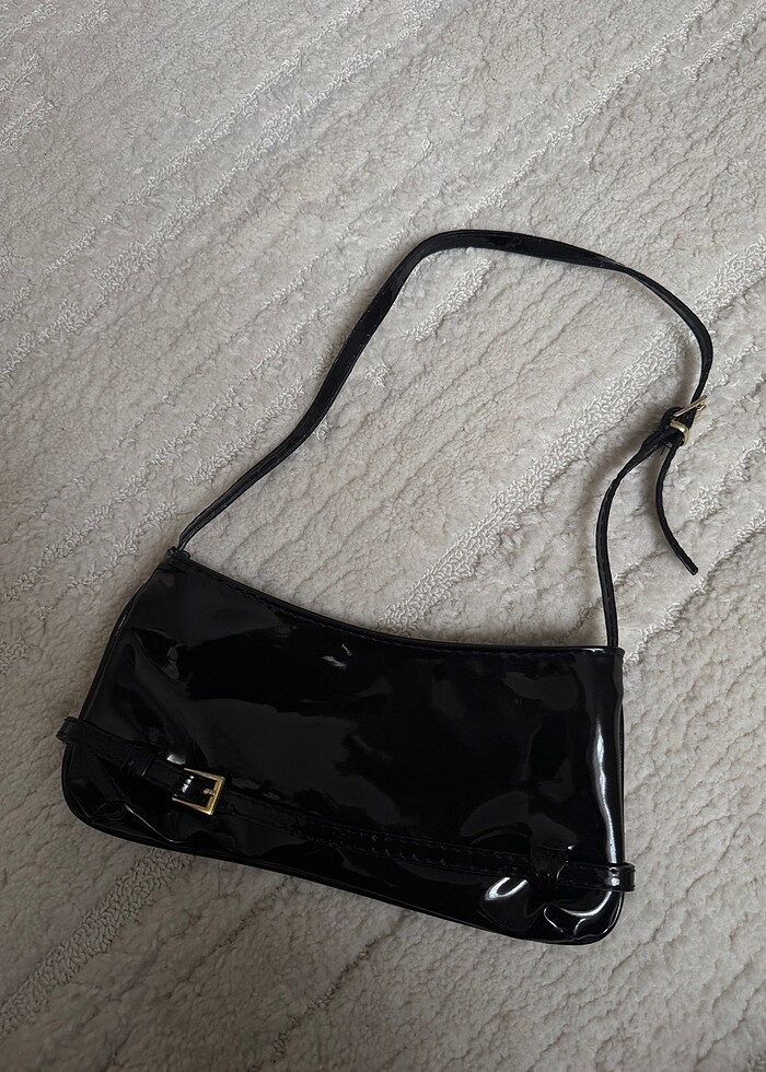 Rugan kemer detaylı çanta - Görsel 2