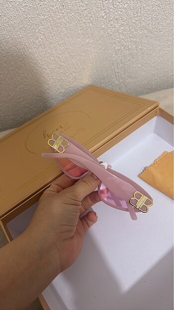 Pembe aksesuar gözlük - Görsel 4