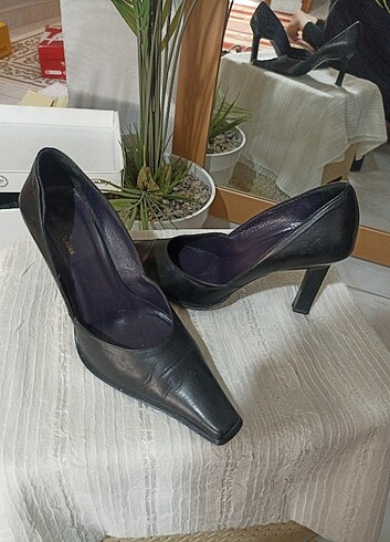 37 Beden siyah Renk Vintage Sivri Burun Deri Kadın Stiletto 