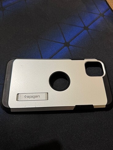 11 Pro Max Spigen - Görsel 3