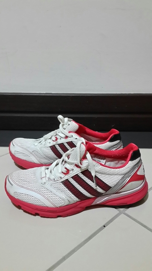 adidas kosu ayakkabisi 35 36