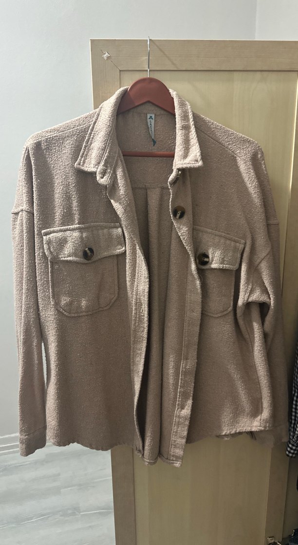 Düğmeli Bej Kadın Keten Ceket - Görsel 3