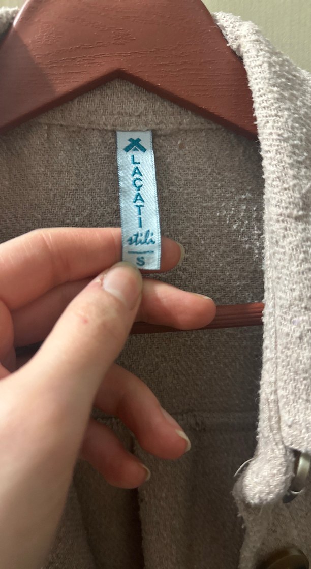 Düğmeli Bej Kadın Keten Ceket - Görsel 2