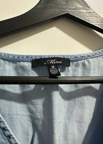 Kadın Mavi Denim V Yaka Düğmeli Gömlek - Görsel 4