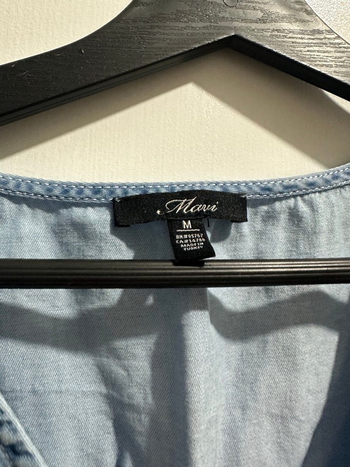 Kadın Mavi Denim V Yaka Düğmeli Gömlek - Görsel 3