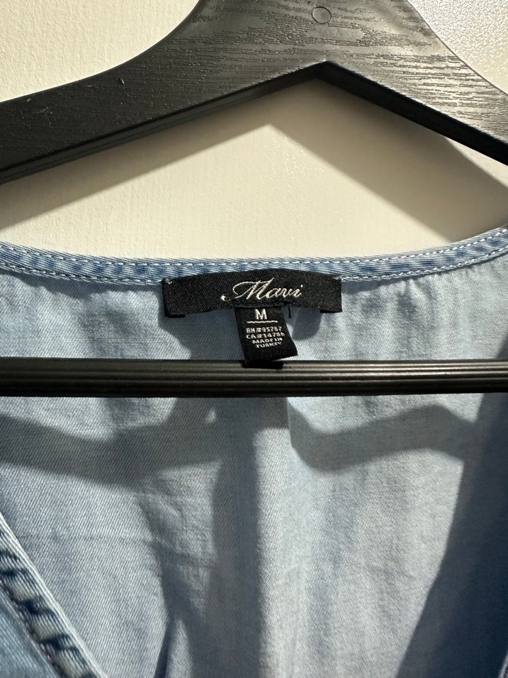 Kadın Mavi Denim V Yaka Düğmeli Gömlek - Görsel 4