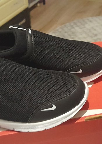 Nike Siyah Slip On Spor Ayakkabi