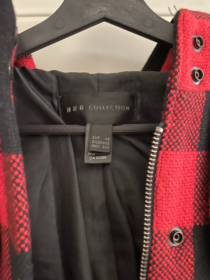 Mango Kareli Kırmızı Kadın Düğmeli Ceket - Görsel 4