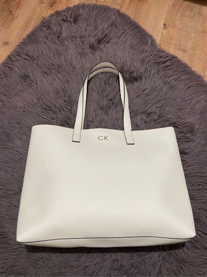 Calvin Klein Beyaz-Krem Deri Kadın Çanta - Görsel 4