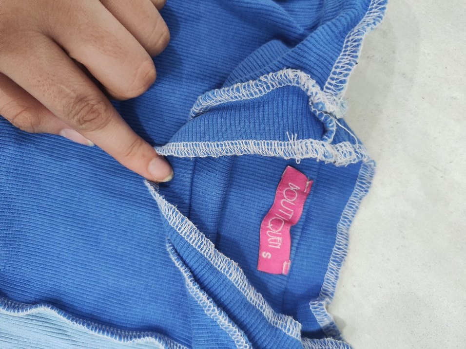 Mavi beyaz renklerde kadın Triko tişört üst body - Görsel 2