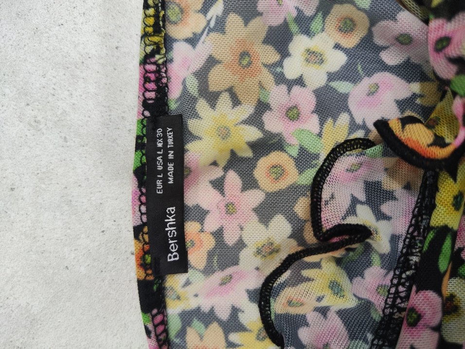 Pinterest tarzı Çiçek Desenli Mini Büstiyer - Görsel 2