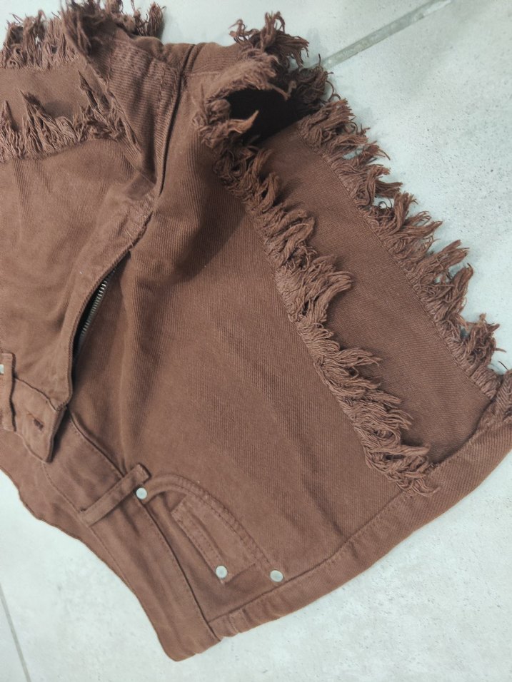 kahverengi denim kot şort vücudu saran ve güzel görüntülü şort - Görsel 3