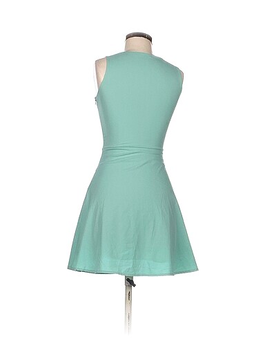 36 Beden Vintage Love Kısa Elbise %70 İndirimli.