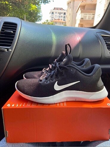Nike orjinal spor ayakkabı