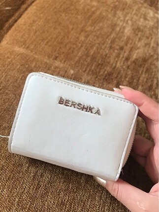 Bershka beyaz cüzdan