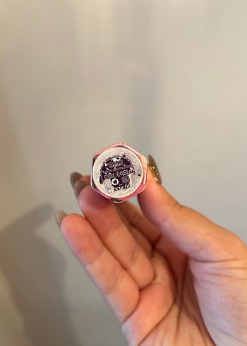 Benefit Benefit aydınlatıcı