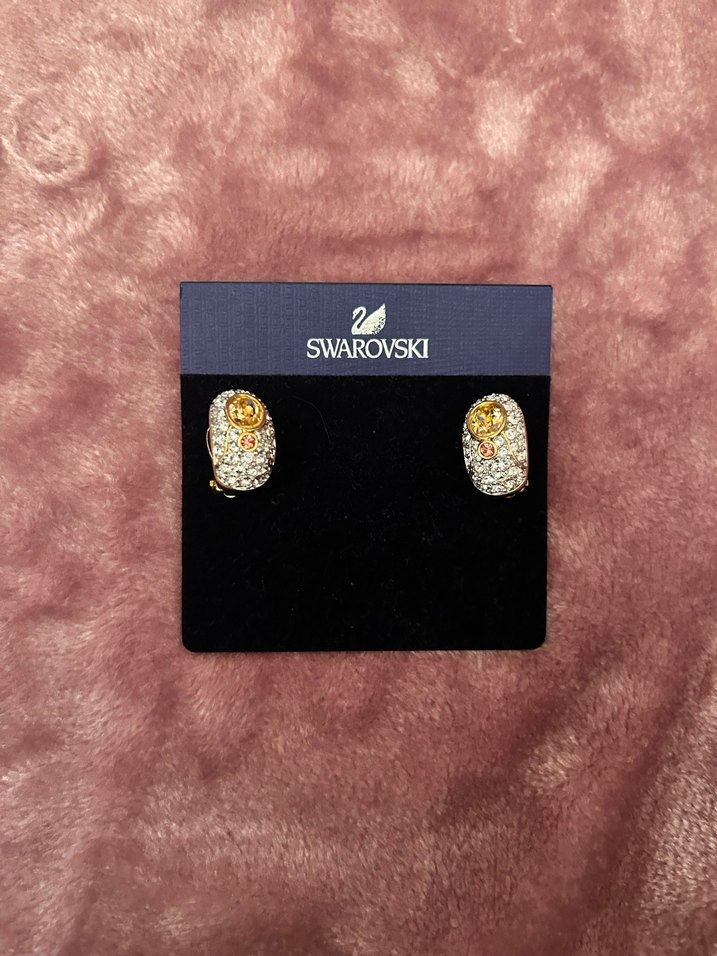 Swarovski Altın Renk Mini Payetli Küpe - Görsel 3