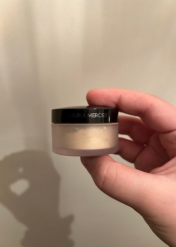 laura-mercier
