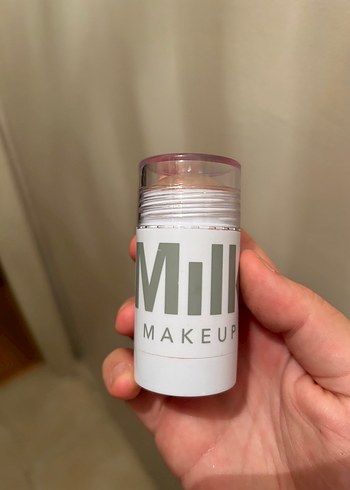 Milk Makeup aydınlatıcı Sticki